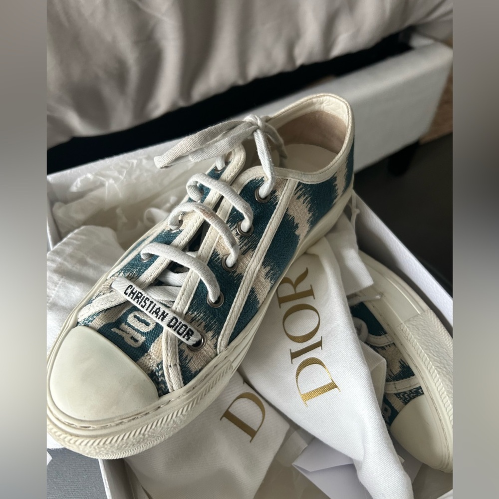 Dior sneaker